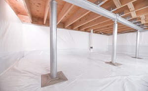 Crawl space structural support jacks installed in Hatzic